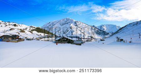 Candanchu ski in Huesca on Canfranc Pyrenees at Spain