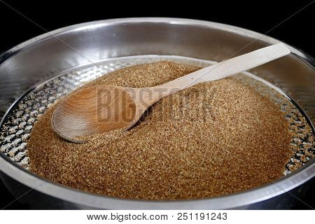 Thin Brown Bulgur For Making (cig Köfte)raw Meatballs