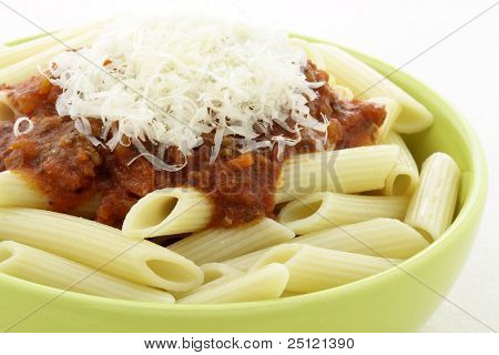 โบโลเนส penne