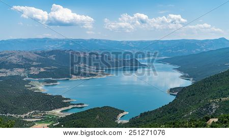Sahinkaya Canyon In Vezirkopru District Of Samsun With Kizilirmak River And Lake,turkey.