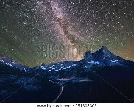 Liberty Bell And Kangaroo Ridge With Milky Way And Mars