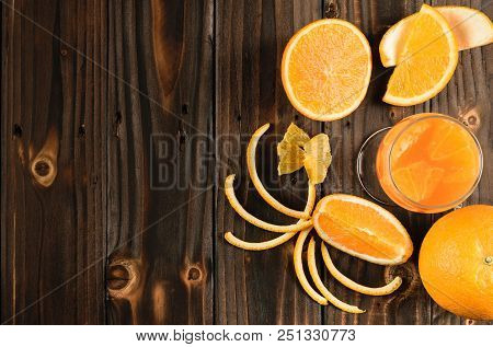Top View Orange Juice Mandarin Orange On  Wood,copy Space