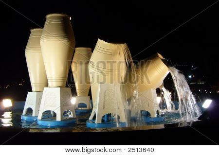 Vand potterne, Doha, Qatar