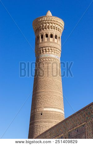 The Kalyan Minaret In Po-i-kalyan - Bukhara, Uzbekistan.
