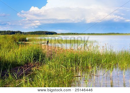Kesän Aki järvi
