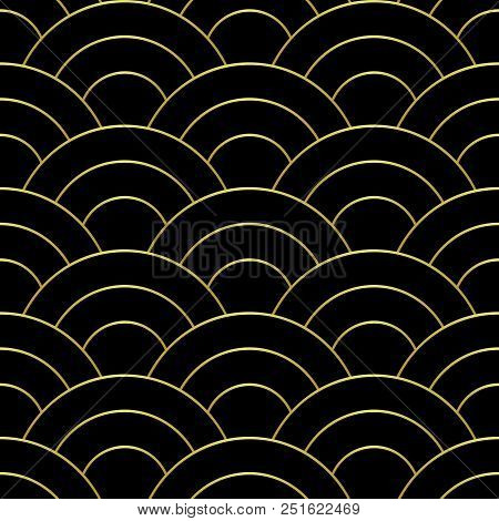 Golden Wave Seamless Pattern. Luxury Abstract Geometric Repeat Background. Asian Traditional Gold Ba