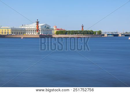 Saint-petersburg Vasilievsky Island, Strelka, Rostral Column, Neva River