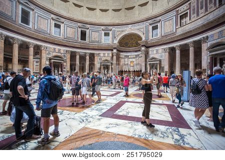 Rome, Italy - 22.06.2018: Tourists Visit The Pantheon In Rome. Ancient Pantheon Is One Of The Best-k