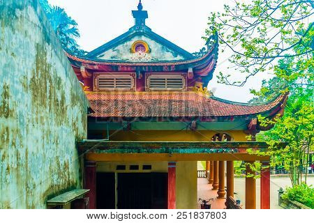 One Of Old Building Of The Bich Dong Pagoda Complex, Tam Coc, Ninh Binh In Vietnam