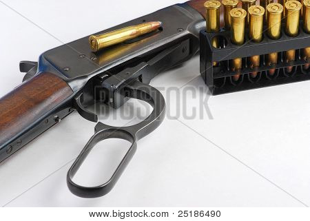 ปืนยาวคานการดำเนินการ