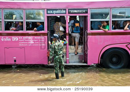 Bangkok peor inundación en 2011