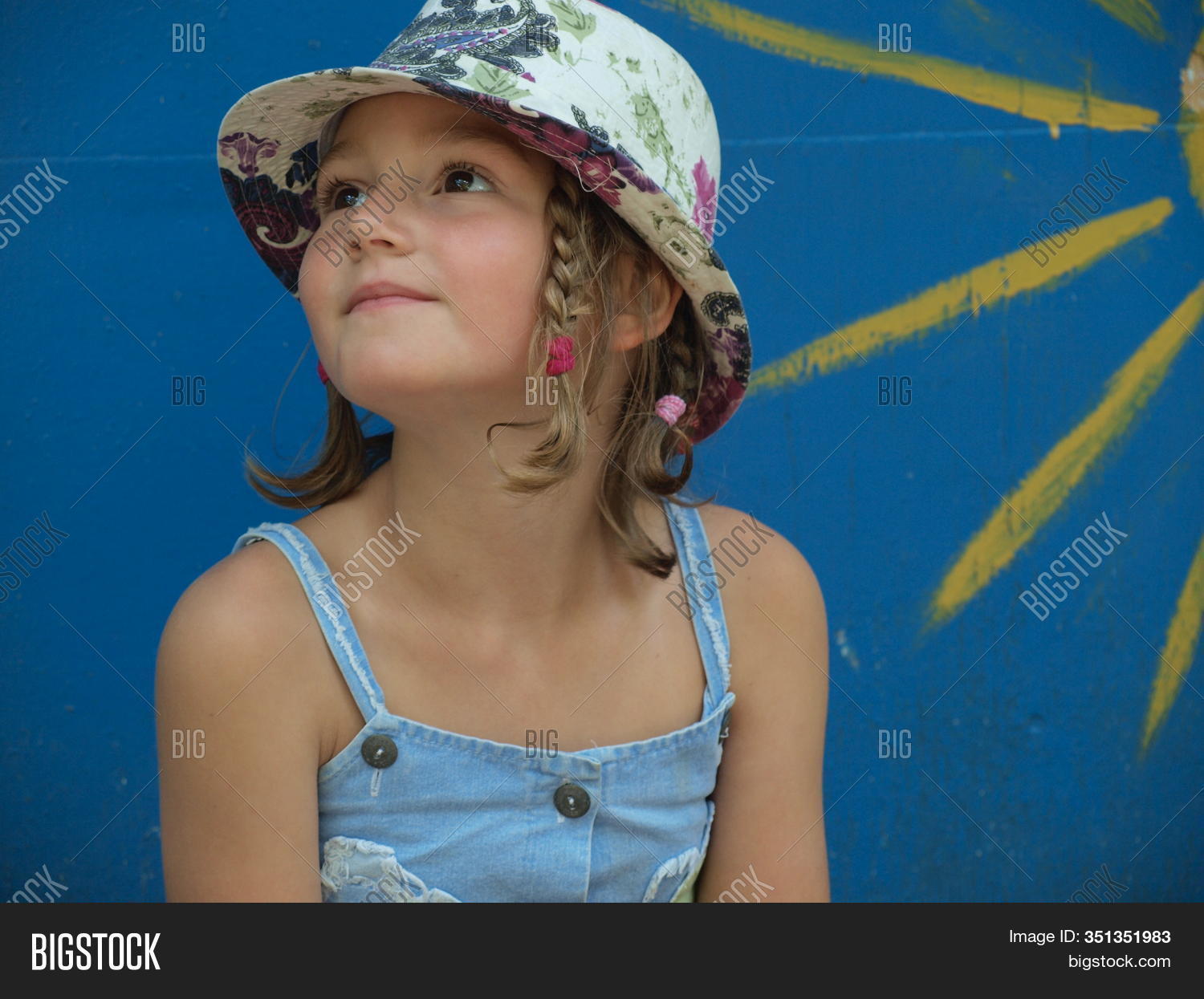 Portrait Little Girl Image \u0026 Photo 