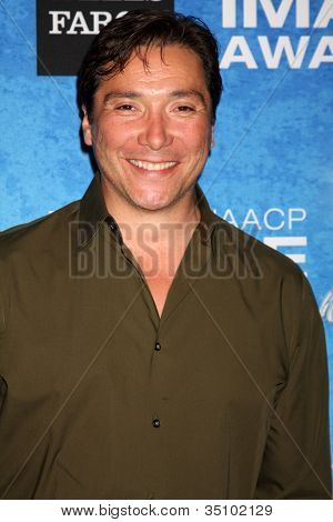 LOS ANGELES - FEB 12: Benito Martinez arriva al 2011 NAACP Image Awards Nominee Reception a B