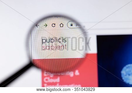 Saint-petersburg, Russia - 18 February 2020: Sapient Corporation Company Website Page Logo On Laptop
