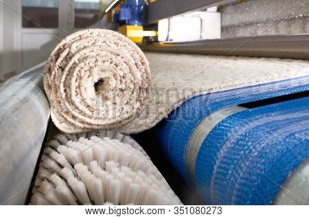 Automatic Industrial Line For Washing And Cleaning Carpets