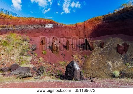 geology details of Mombacho Volcano Granada in Nicaragua