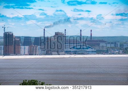 Khabarovsk, Russia - Jun 15, 2019: View Of The City Of Khabarovsk From The Spaso-preobrazhensky Cath