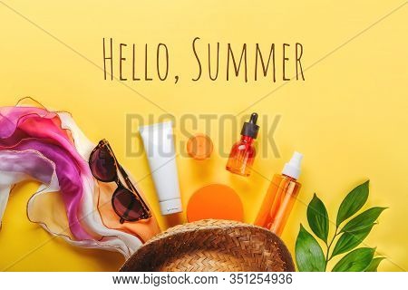 Sunprotection Objects, Sanscreen. Beach Set: Hat, Sun Glasses And Protection Cream Spf Beach Accesso
