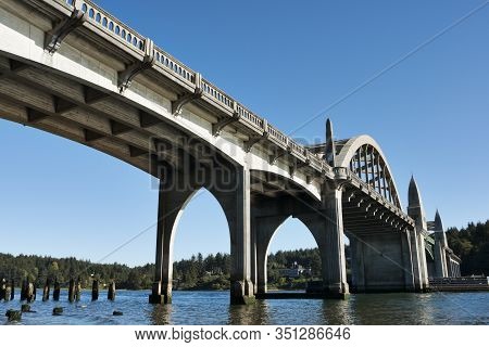 Siuslaw Bridge 2182