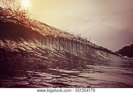 Powerful Foamy Ocean Waves Breaking By The Shores Of Gran Canaria