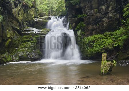 Caída de agua