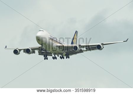 Airplane Landing At Singapore Changi Airport