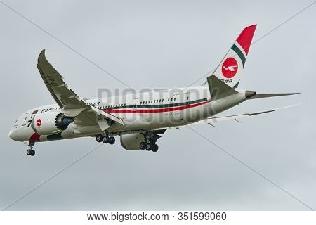 Airplane Landing At Singapore Changi Airport