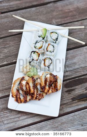 Rotolini di sushi
