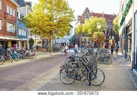 Venlo, Limburg, Netherlands - October 13, 2018: Shopping Street In The Historical Center Of The Dutc