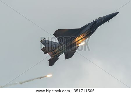 Mcdonnell Douglas F-15E Strike Eagle