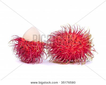 Na białym tle na białym tle owoc Rambutan