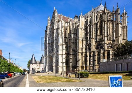 Beauvais, France - July 08, 2019: Beauvais Cathedral And Mudo Or Oise Department Museum, Former Epis