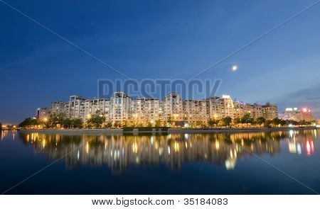 Bucarest di notte