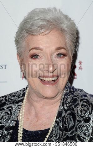 LOS ANGELES - FEB 9:  Lee Meriwether at the 5th Annual Roger Neal & Maryanne Lai Oscar Viewing Dinner at the Hollywood Museum on February 9, 2020 in Los Angeles, CA