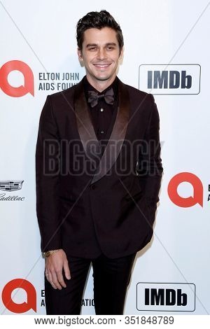 LOS ANGELES - FEB 9:  Antoni Porowski at the 28th Elton John Aids Foundation Viewing Party at the West Hollywood Park on February 9, 2020 in West Hollywood, CA
