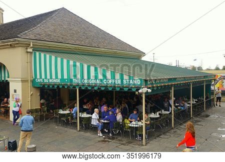 New Orleans, Louisiana, U.s.a - February 4, 2020 - Cafe Du Monde, The Original Coffee Stand By The F