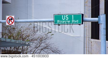 Us1 Biscayne Blvd Street Sign In Miami - Travel Photography