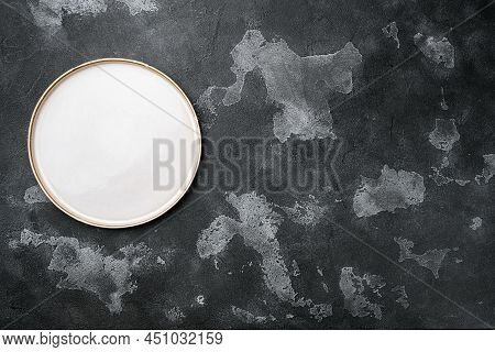 Empty Dinner Plate Set With Copy Space For Text Or Food With Copy Space For Text Or Food, Top View F