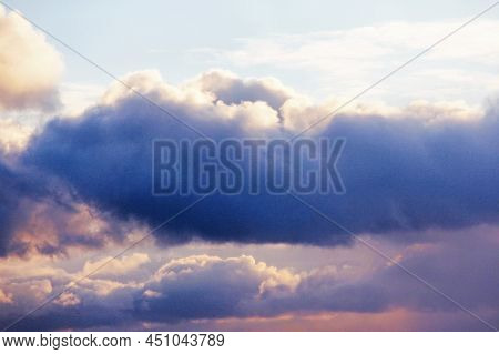 Cloudy Sky Before A Thunderstorm Can Be Very Colorful