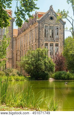 The Pavilion Of The Old Thermal Hospital, Built At The End Of The 19th Century In Caldas Da Rainha, 