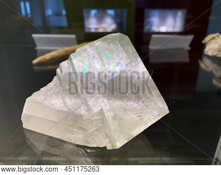 Calcite Split Piece From Kobelwald Crystal Cave Or Calcit Spaltstück Aus Kristallhöhle Kobelwald (mi