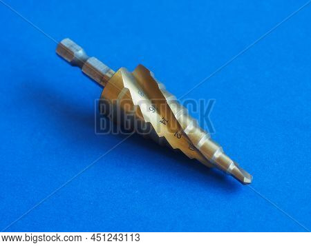 Spiral Step Cone Drill Bit. Gradual Hole Cutter In Various Materials. Hexagonal Shank Step Cone Dril