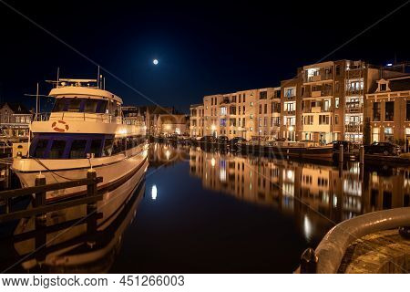 March 18, 2022, Zijlpoort Leiden, Netherlands, Image Of The Oude Rijn Port Haven Leiden Town Histori