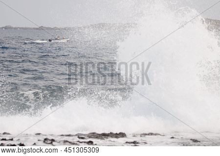 Chinijo Archipelago Natural Park, October 2, 2021: Boat Sailing Between Montana Clara And La Gracios