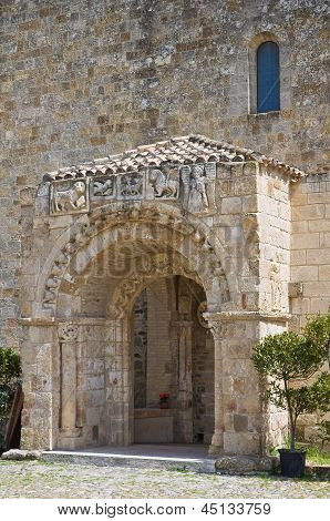 Heiligdom van St. Maria d' Anglona. Tursi. Basilicata. Italië.