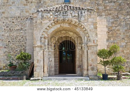 Heiligdom van St. Maria d' Anglona. Tursi. Basilicata. Italië.