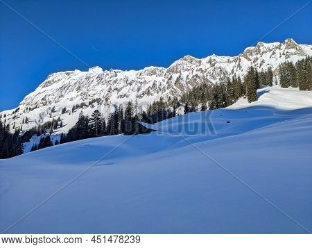 Ski Tour In Switzerland. Mountaineering With Ski On The Mountain Silberen In The Canton Of Glarus Ur