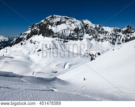Ski Tour In Switzerland. Mountaineering With Ski On The Mountain Silberen In The Canton Of Glarus Ur