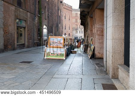 Cremona, Italy - January 2022: Paintings For Sale In Street In Cremona, Lombardy - Taly.