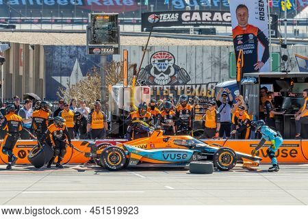 March 20, 2022 - Ft. Worth, Texas, USA: FELIX ROSENQVIST (7) of Varnamo, Sweden brings his car in for service during the XPEL 375 at Texas Motor Speedway in Ft. Worth Texas.